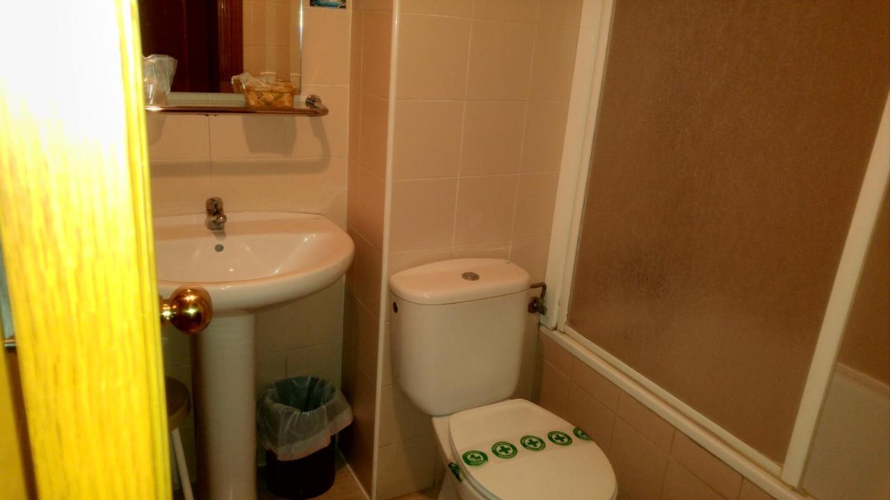Hotel Trapemar Burjassot Kültér fotó