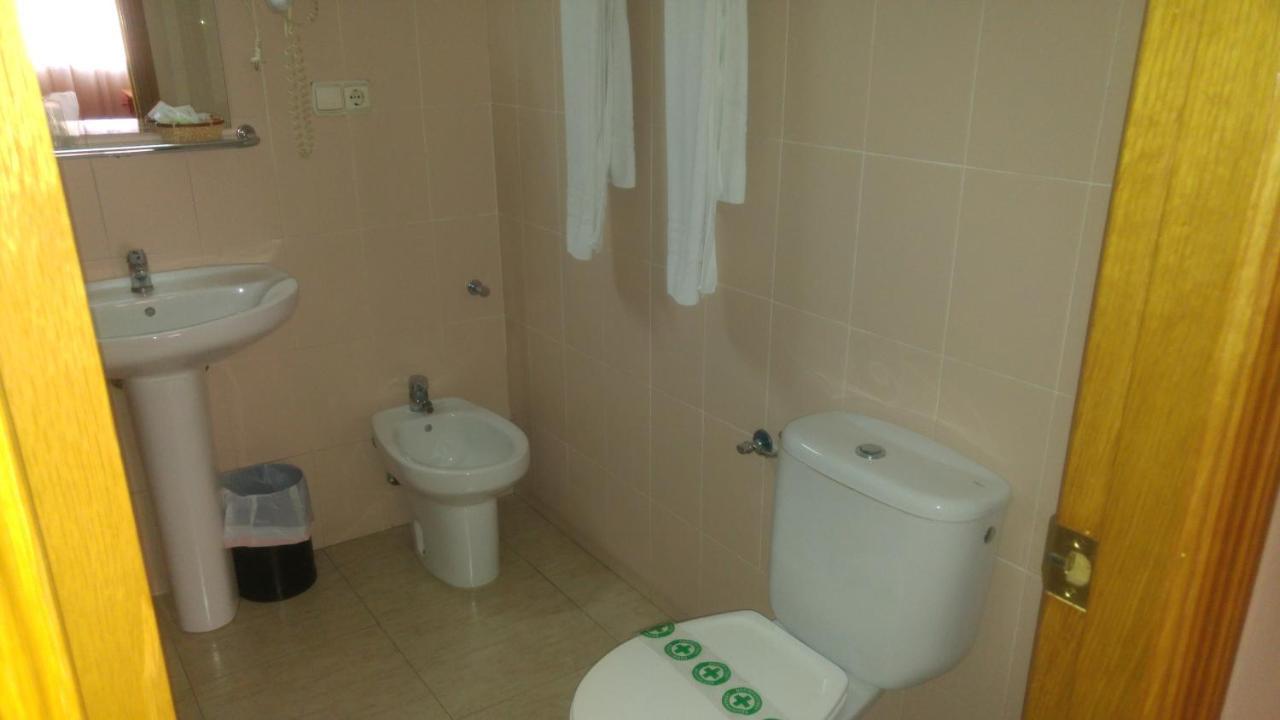 Hotel Trapemar Burjassot Kültér fotó