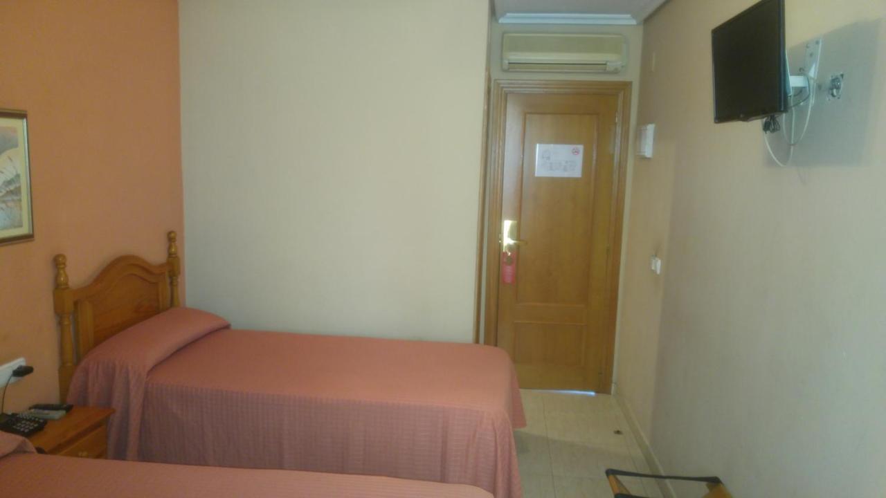 Hotel Trapemar Burjassot Kültér fotó