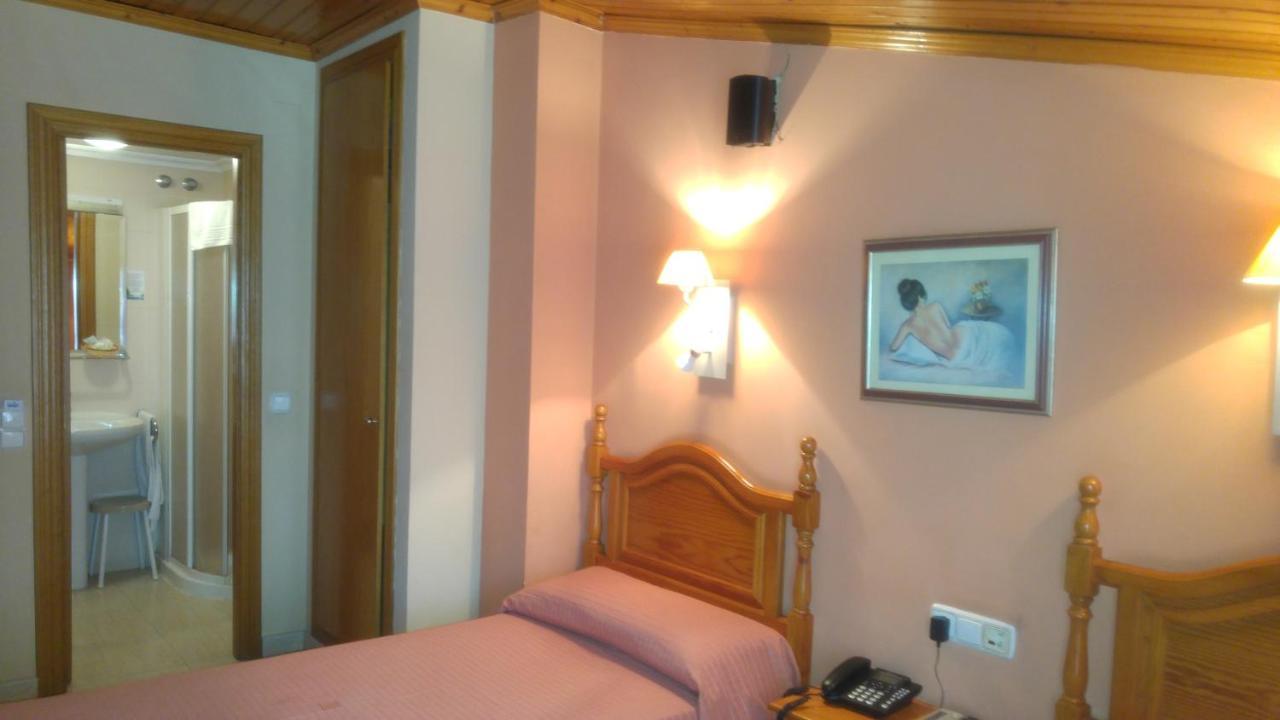 Hotel Trapemar Burjassot Kültér fotó